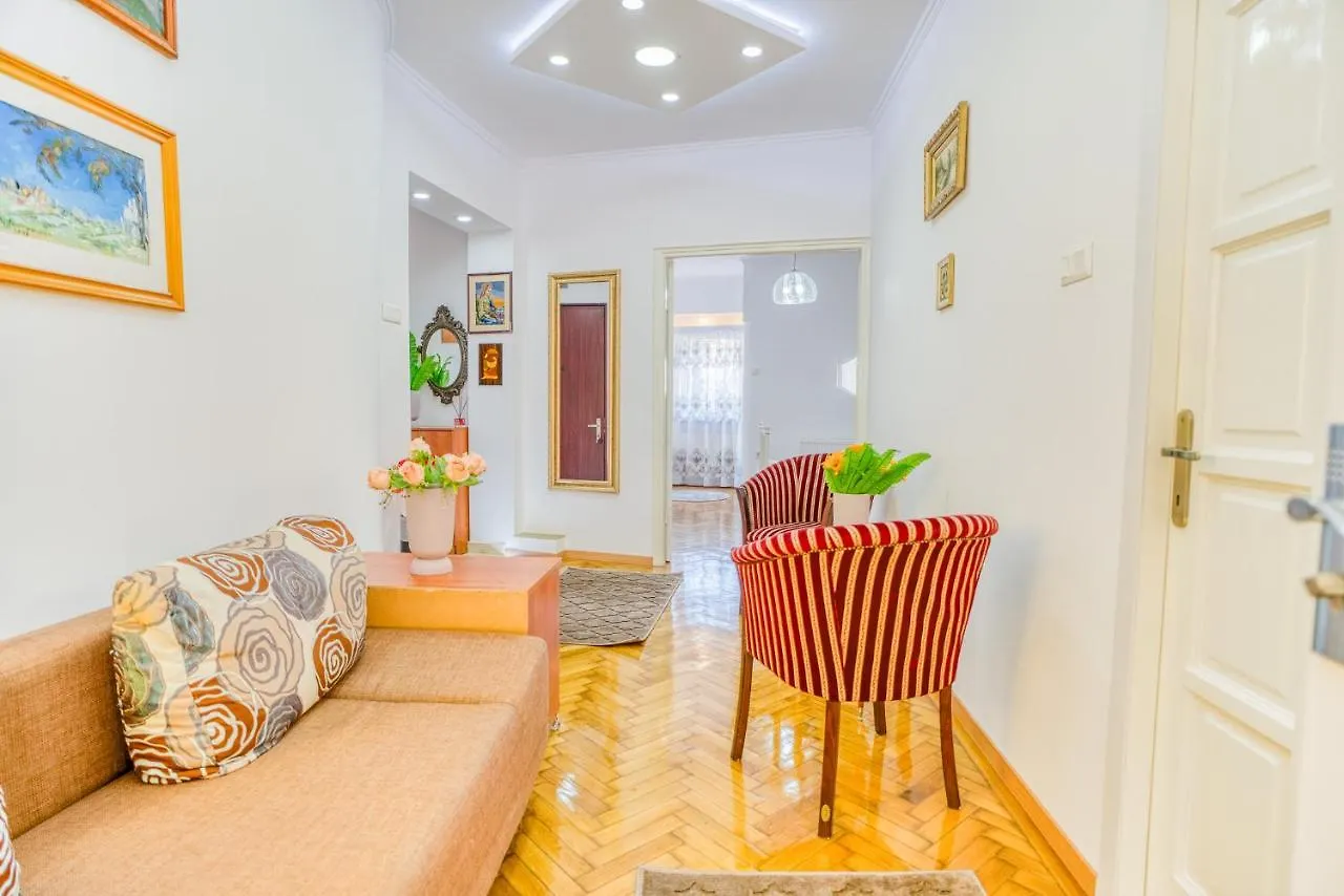 شقة Suvenir Chic - Fusion Of Modern Elegance & Harmony بوخارست رومانيا