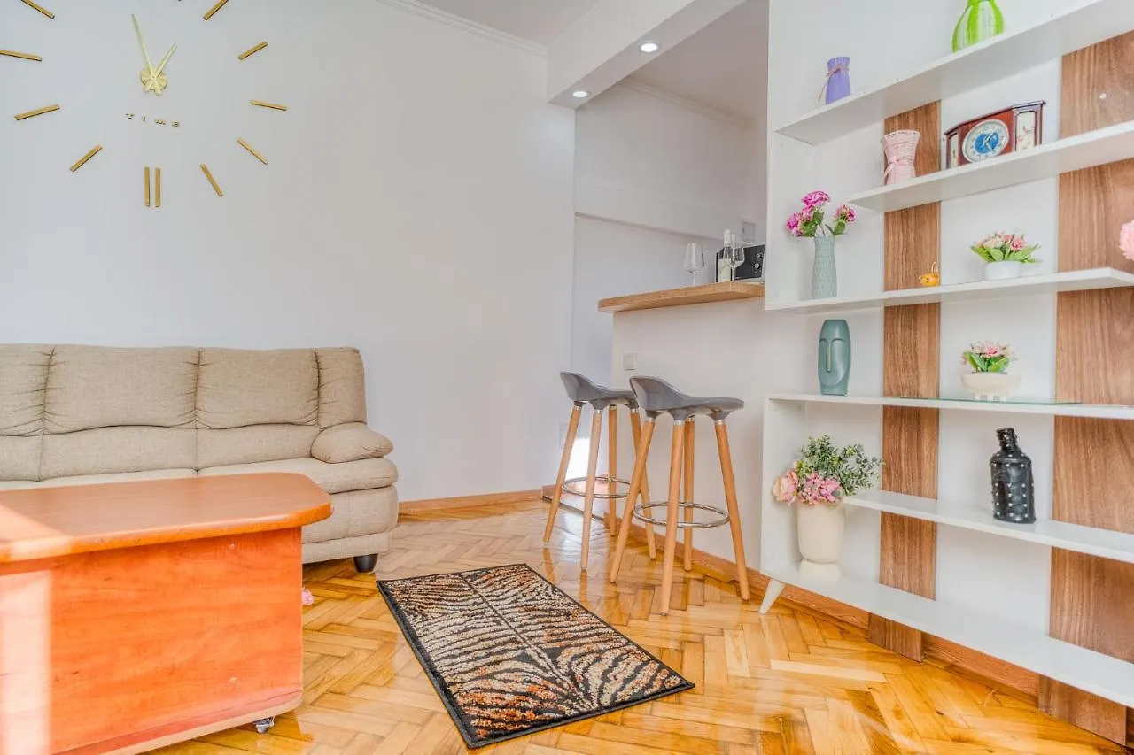 Suvenir Chic - Fusion Of Modern Elegance & Harmony Apartment Bucharest Romania