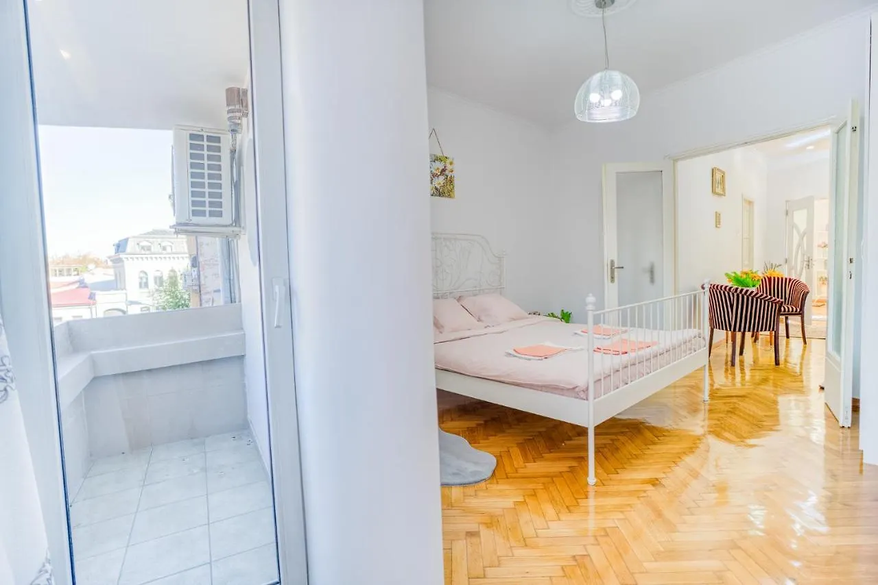 Suvenir Chic - Fusion Of Modern Elegance & Harmony Apartment Bucharest